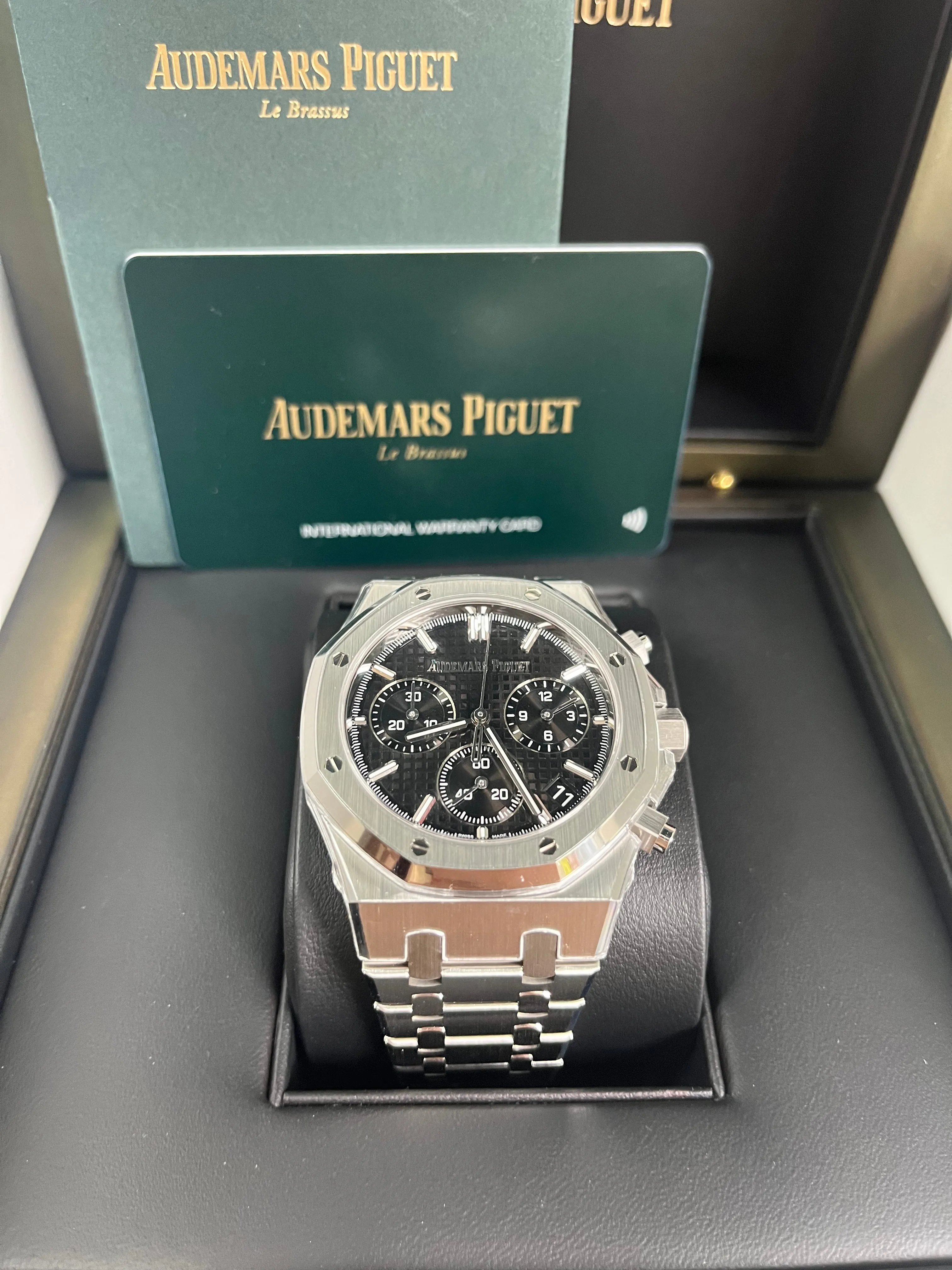 Audemars Piguet Royal Oak Selfwinding Chronograph Steel Black Dial 41mm Reference 26240ST.OO.1320ST.06