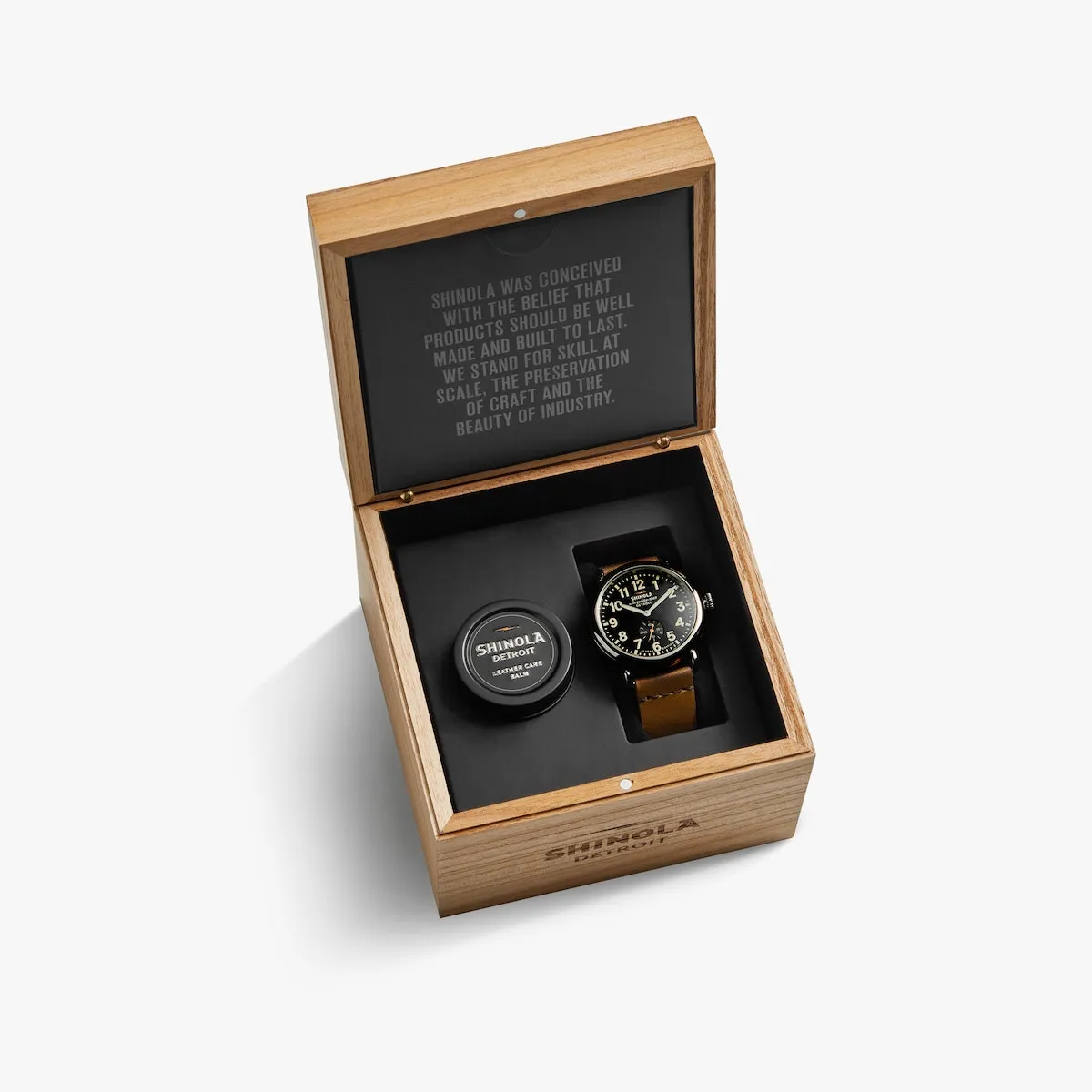 Shinola THE 10-YEAR LIMITED EDITION RUNWELL (41MM)